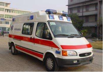 灌云县救护车租赁